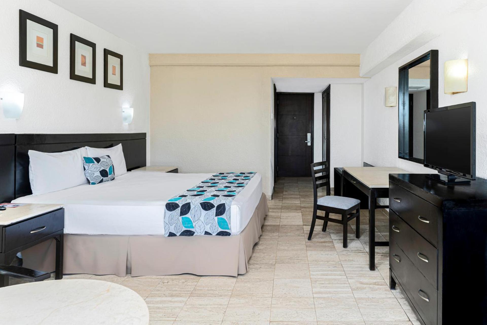 מלון איקסטפה Krystal Ixtapa מראה חיצוני תמונה